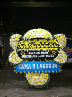 Papan Bunga Duka di Tapin Selatan